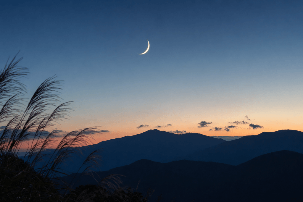 三日月