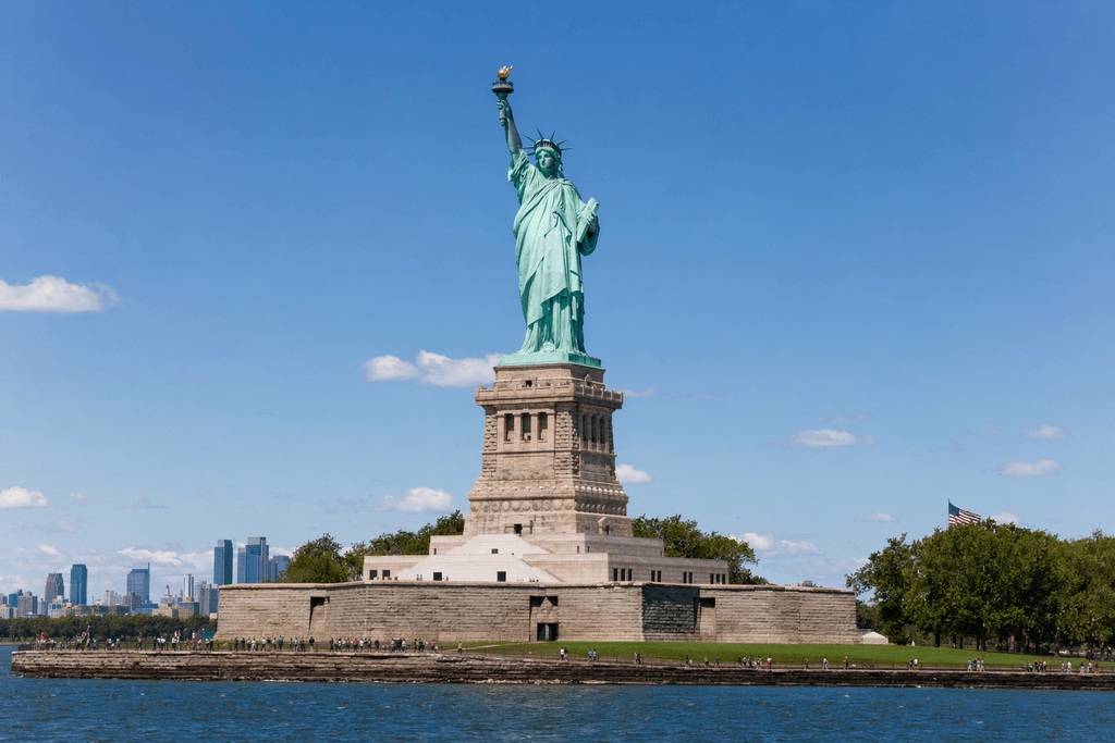 statue