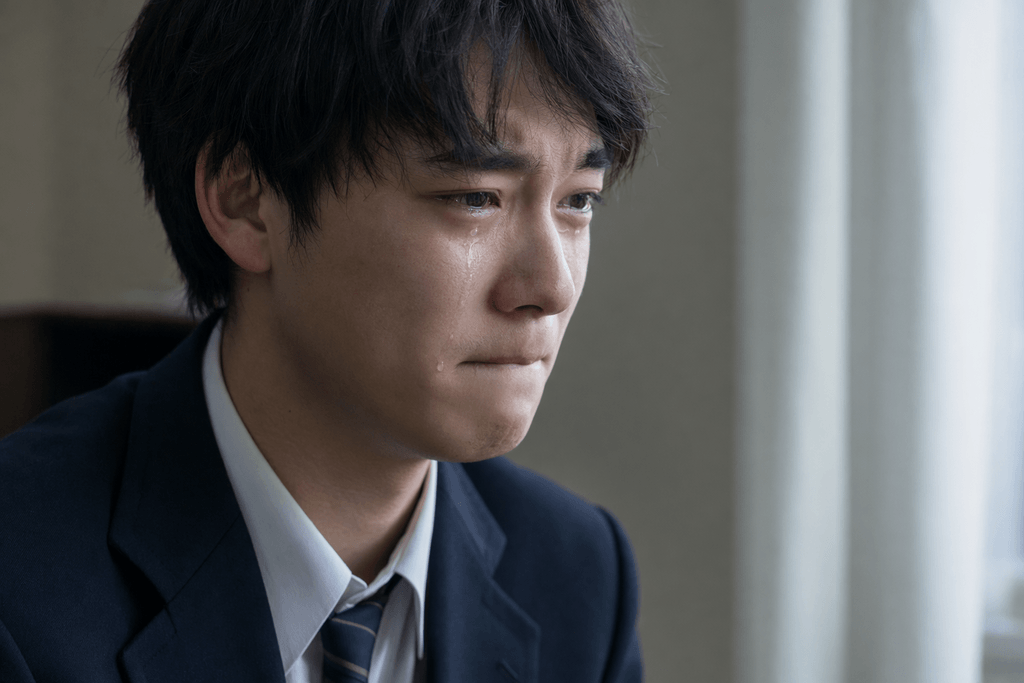 泣